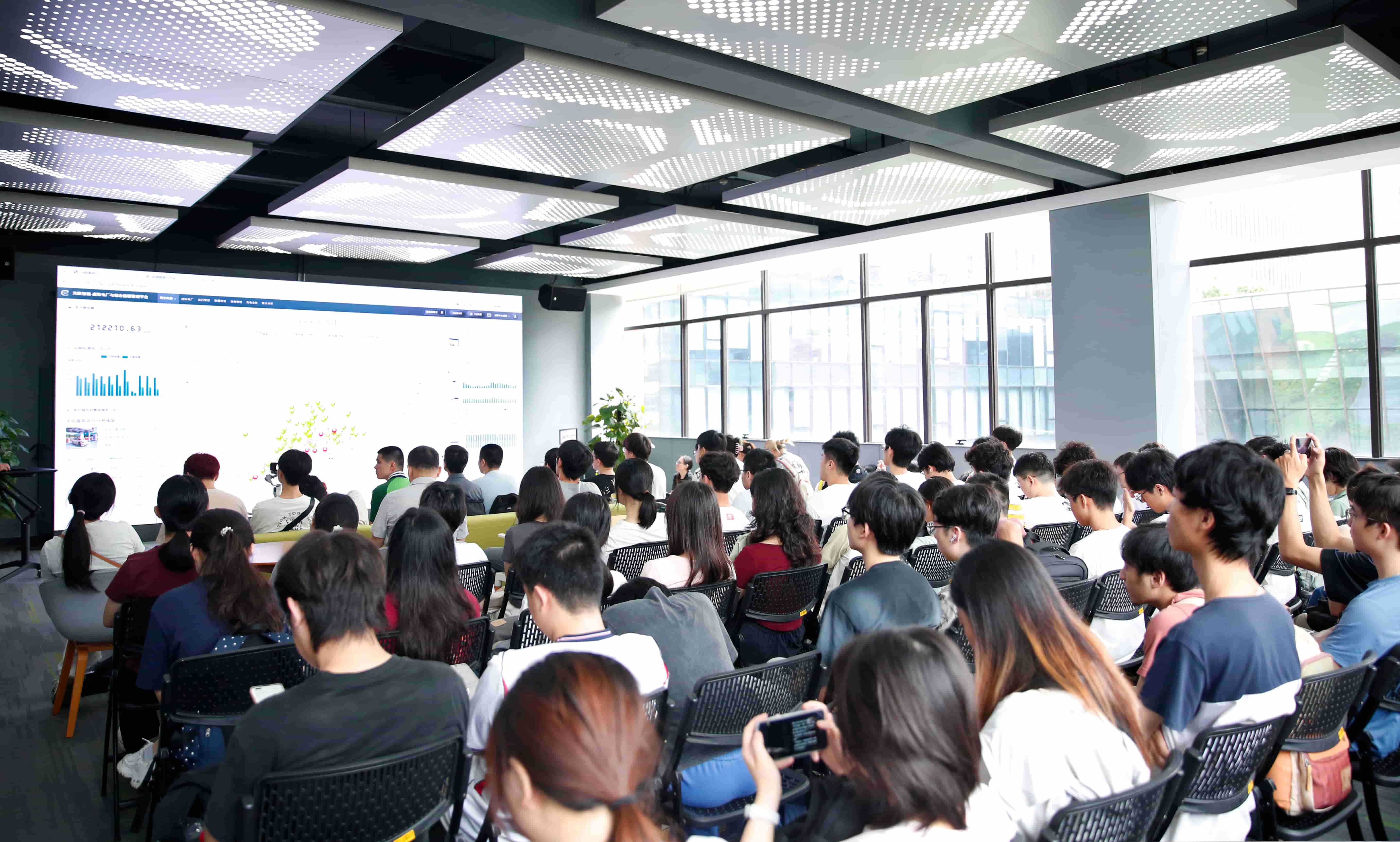 深化校企协同创新，赋能新型电力系统建设丨华南理工大学师生走进fun88官网电气开展产学研交流活动
